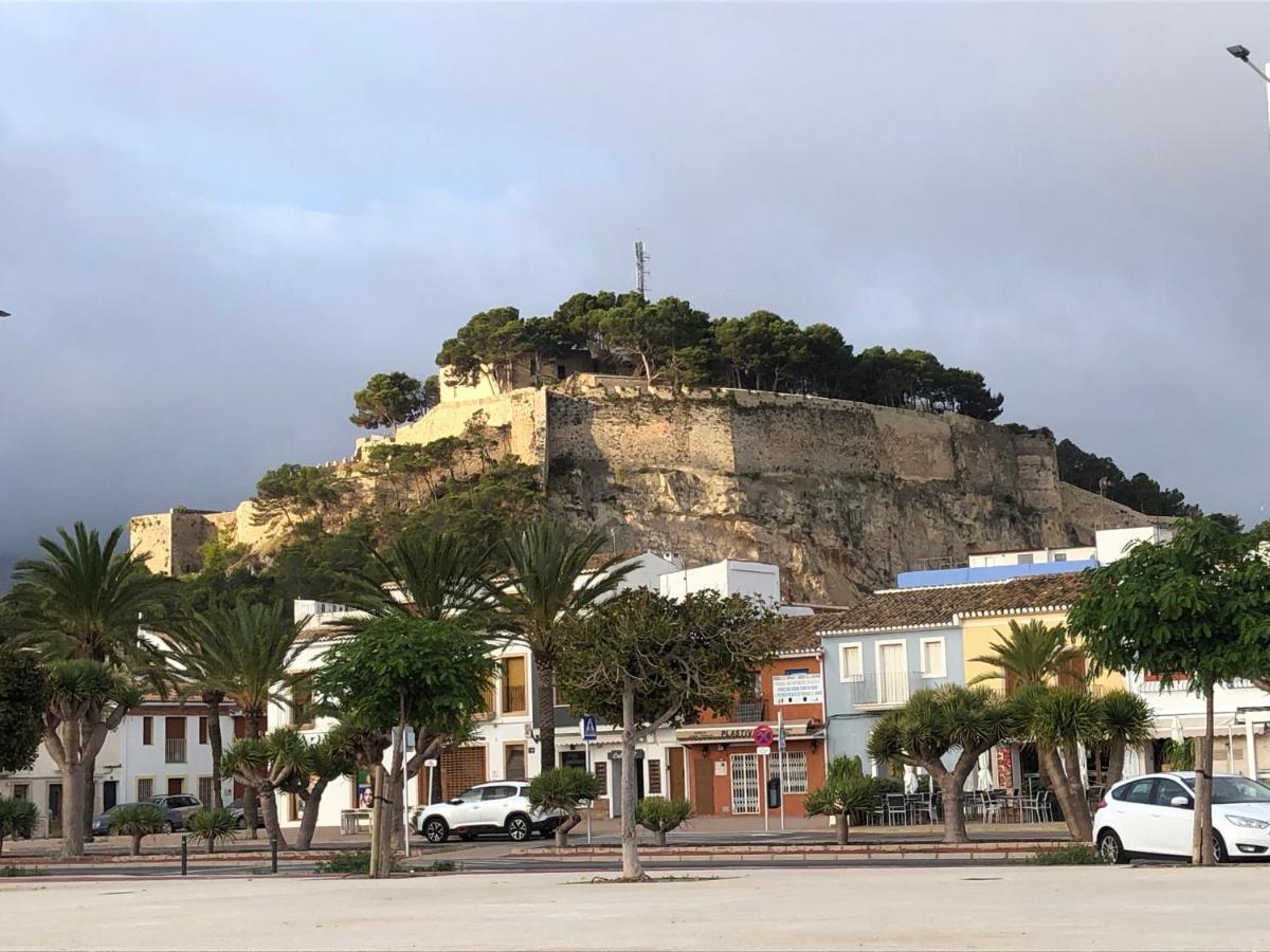 Atico De Jardines Apartment Denia Exterior photo