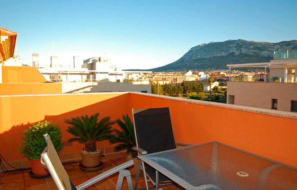 Atico De Jardines Apartment Denia Room photo